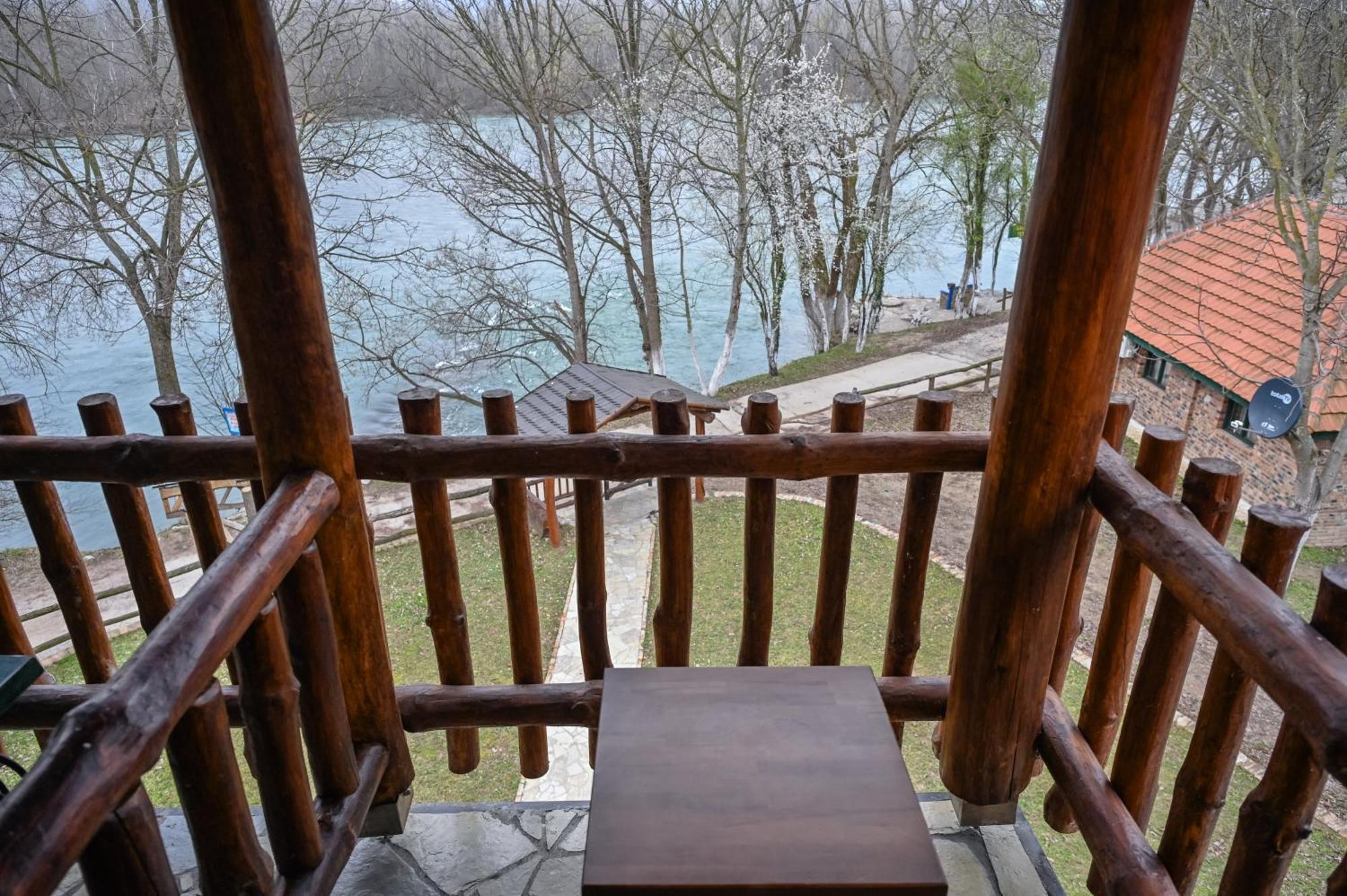 B&B Etno Village Suncana Reka บันยา โควิลยาชา ภายนอก รูปภาพ
